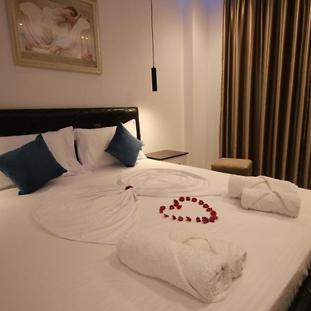 Klea Rooms Himare Buitenkant foto