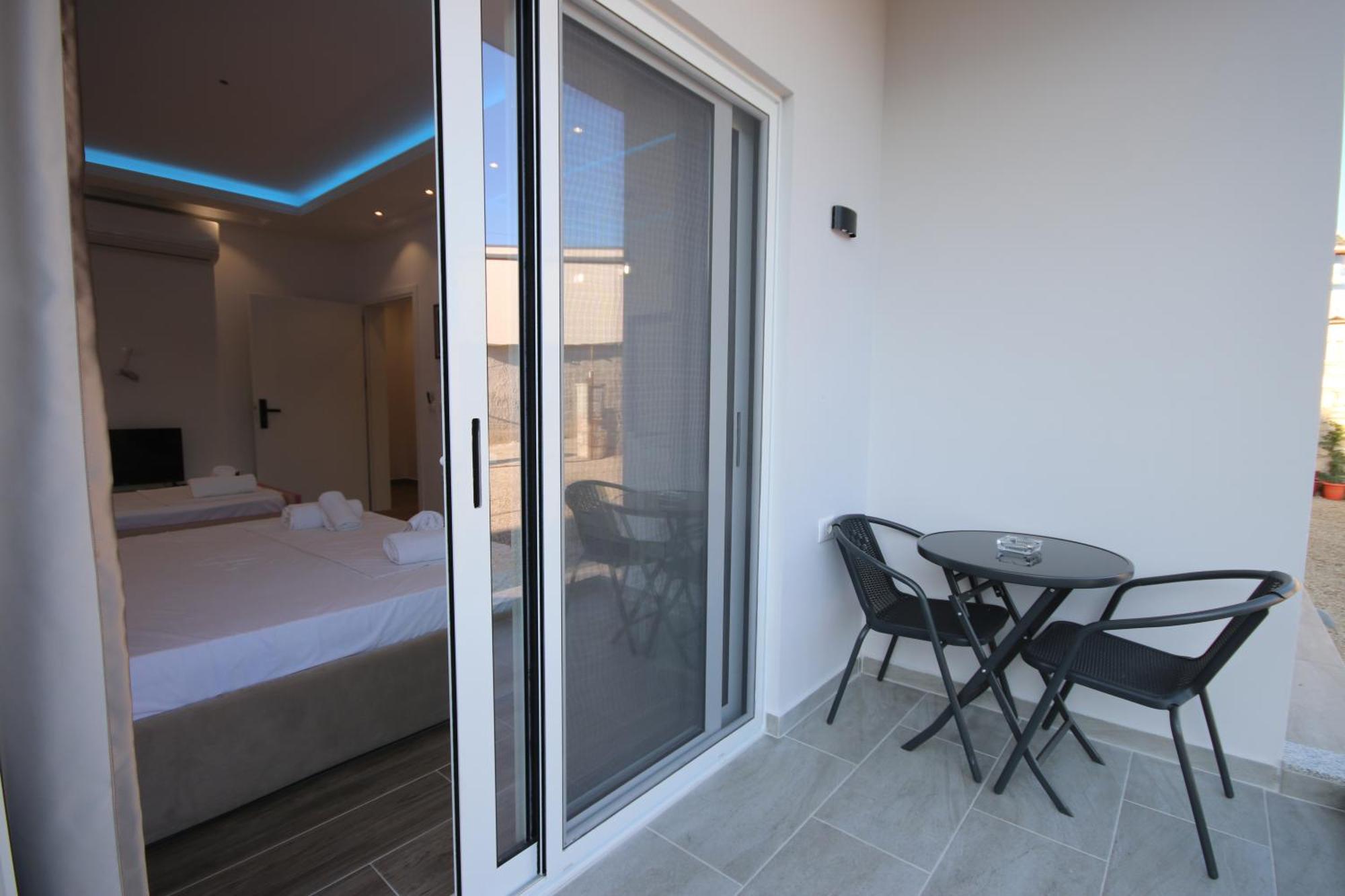 Klea Rooms Himare Buitenkant foto
