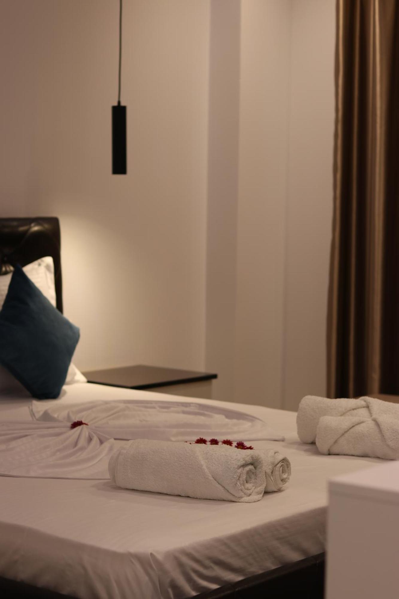 Klea Rooms Himare Buitenkant foto